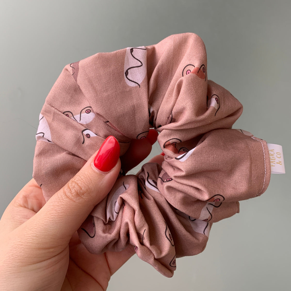 Boobie Brown XXL Scrunchie
