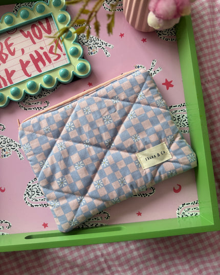 Flat Pouch 11