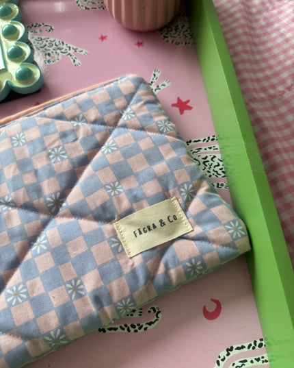 Flat Pouch 11