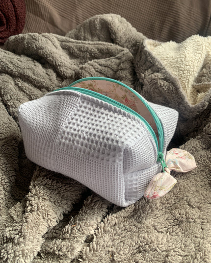 Large Grey/Pink Makeup Bag