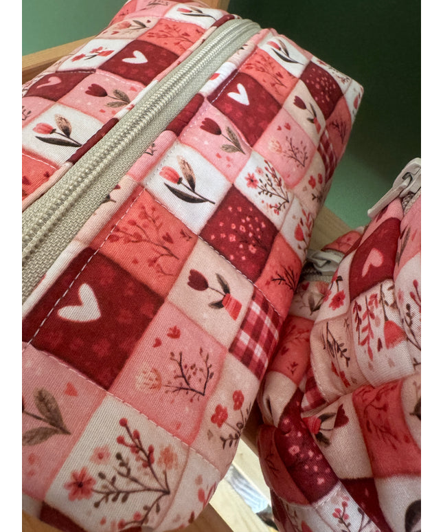 Red-White Hearts Makeup Bag XLarge