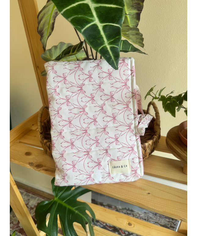 Booksleeve Large 1