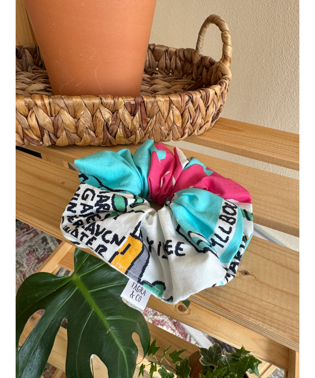 Zaine  XXL Scrunchie