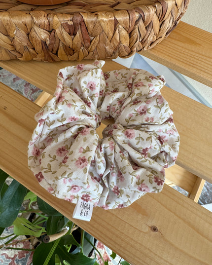Karla  XXL Scrunchie