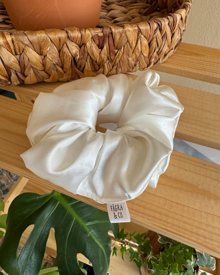 Suzanne XXL Scrunchie