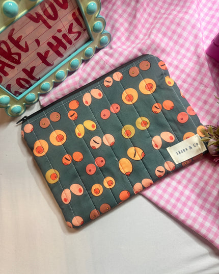 Green Booby Flat Pouch