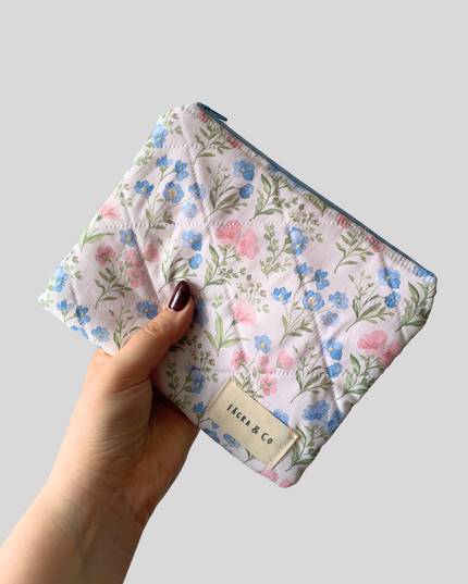 'Fjala' Flat Pouch